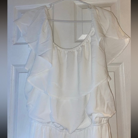 All White ruffle off-shoulder elastic waist one-piece jumpsuit Women’s Size 2XL - Picture 7 of 11